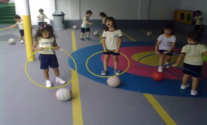 Educação Fisica na Educação Infalnt